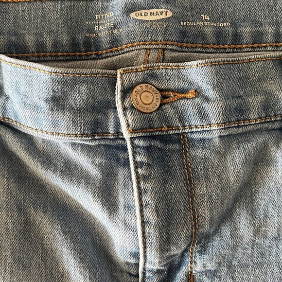 Old Navy Fitted Jean Shorts Women’s Size 14 Regular Stretch‎ Medium Wash Blue - Picture 6 of 8